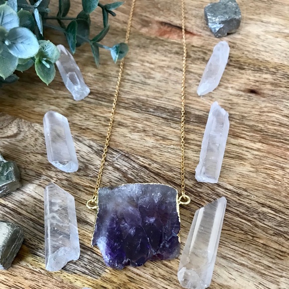 24K Gold Natural Amethyst Slice Necklace - Picture 3 of 7